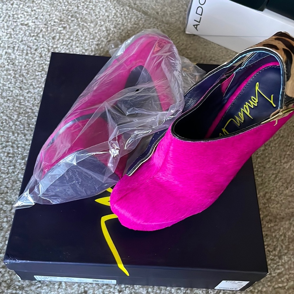 Pink heels